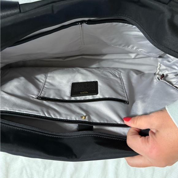 Tumi Voyageur Colina Duffel bag in black nylon - Picture 2 of 4